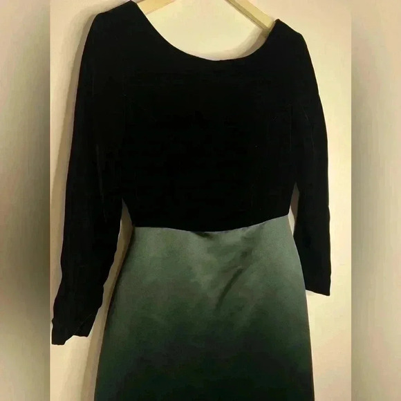 Catherine Regehr Vancouver Velvet Maxi Dress Size Medium - Picture 4 of 10